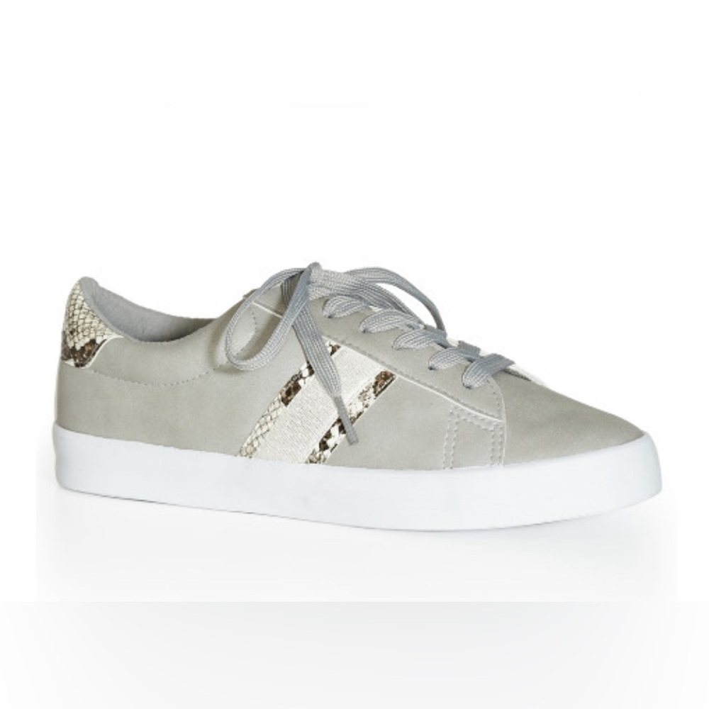 Fashion Snake Detail Sneaker - Wide Fit (NWT)